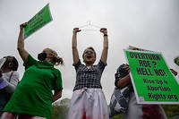 Plusieurs milliers de manifestants sont attendus samedi dans les rues des États-Unis pour défendre le droit à l'avortement, menacé par la Cour suprême, qui semble prête à revenir en arrière, 50 ans après sa décision historique de protéger l'IVG.
