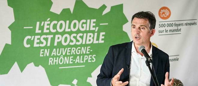 Alors que le maire de Grenoble Éric Piolle souhaite autoriser le burkini dans les piscines municipales de sa ville, de nombreuses voix de l'opposition se soulèvent (image d'illustration).
