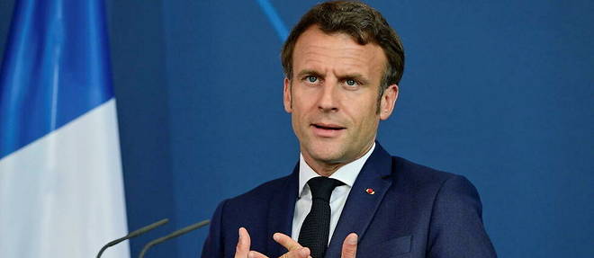 Emmanuel Macron a decide de se rendre ce dimanche 15 mai en aux Emirats arabes unis. 
