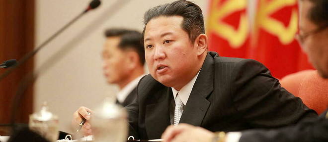 Kim Jong-un assiste a la 4e reunion pleniere du 8e Comite central du Parti des travailleurs de Coree, a Pyongyang, le 1er janvier 2022. 
