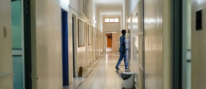 Au Zimbabwe, l'exode des infirmieres vide des hopitaux a l'agonie