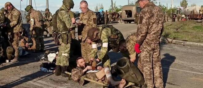 Moscou annonce la reddition de 265 combattants de Marioupol, nouvelle frappe meurtriere