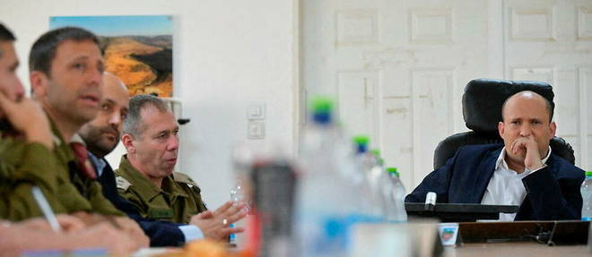 Le Premier ministre israelien Naftali Bennett, a droite.
