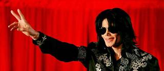 Michael Jackson, ici en mars 2009, est mort en juin 2009.  
