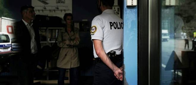 Migrants: sur le sol italien, les zones d'ombre d'un local de la police francaise