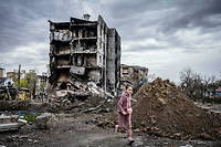 À Borodyanka, au nord-ouest de Kiev, en Ukraine, le 25 avril, après que les Russes ont pilonné la ville.
