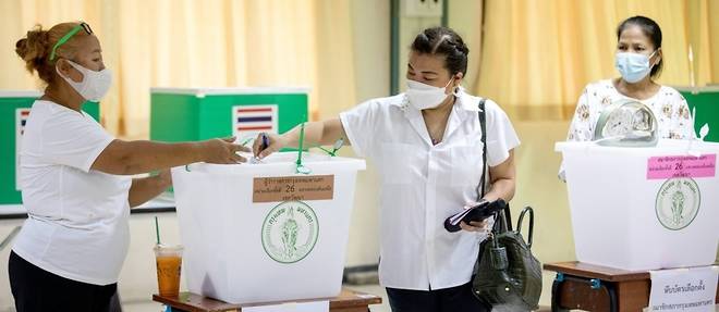 Bangkok choisit son gouverneur, un test pour les elections generales a venir