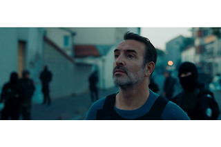 Jean Dujardin dans « Novembre » de Cédric Jimenez.
