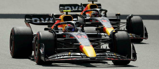 Max Verstappen a beneficie de l'aide de son coequipier Sergio Perez sur l'autre monoplace Red Bull pour remporter le Grand Prix d'Espagne.
