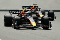 Max Verstappen a beneficie de l'aide de son coequipier Sergio Perez sur l'autre monoplace Red Bull pour remporter le Grand Prix d'Espagne.
