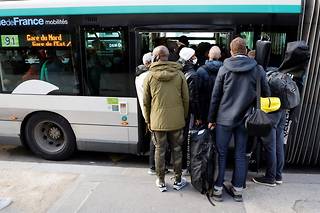 Ce lundi, le trafic sera « fortement perturbé » sur les réseaux de bus et de tramways en Île-de-France en raison d’une grève, qui n’affectera ni métros ni RER (image d'illustration).
