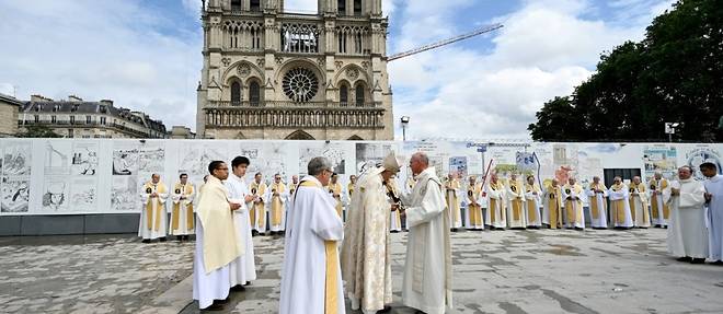 Le nouvel archeveque de Paris, Laurent Ulrich, a pris ses fonctions