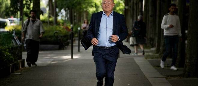 Buon Tan est député (LREM) de la 9e circonscription de Paris (13e arrondissement).
