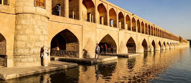 Iran: la lente agonie de la riviere emblematique d'Ispahan