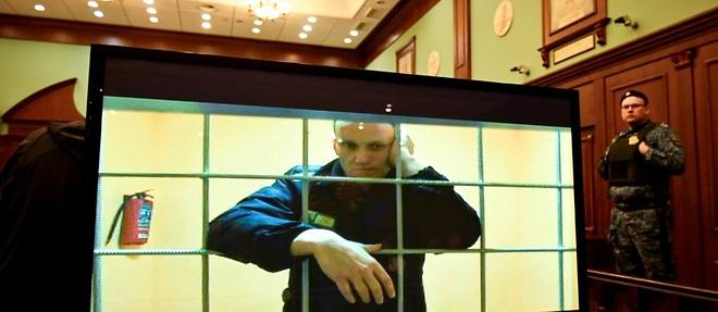 La justice russe confirme la condamnation de Navalny a neuf ans de prison