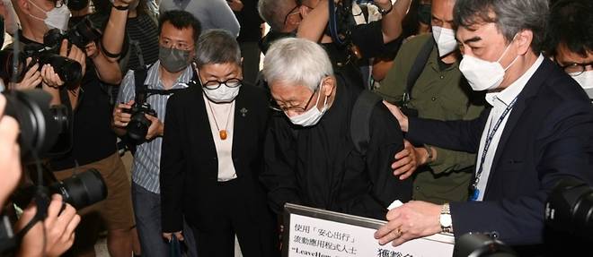 Hong Kong: le cardinal Zen devant le tribunal