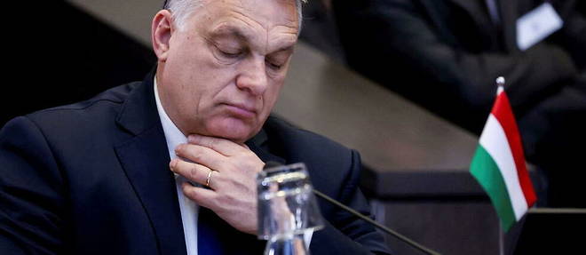 Viktor Orban a instaure l'etat d'urgence en Hongrie.
