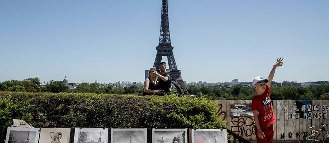 Malgre la reprise, "encore une annee difficile" pour la tour Eiffel