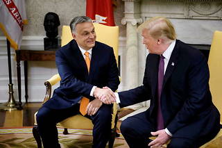 Le Premier minstre hongrois Viktor Orban et l'ex-président américain Donald Trump, le 13 mai 2019, à la Maison-Blanche. 
