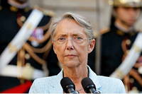 Élisabeth Borne, Première ministre, dans la cour de l'hôtel de Matignon, le 16 mai 2022.

