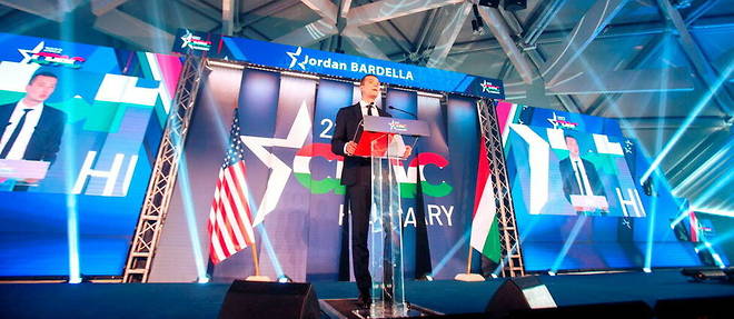 Le depute europeen et president par interim du Rassemblement national, Jordan Bardella, a Budapest, le 20 mai.
