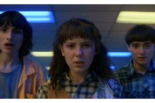 Mike (Finn Wolfhard) , Eleven (Millie Bobby Brown) et Will (Noah Schnapp).
