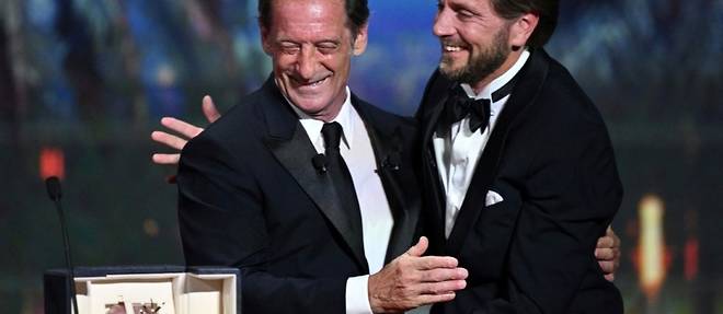 Cannes: Ruben Ostlund rafle une 2e Palme d'or pour son hilarant "Sans filtre"