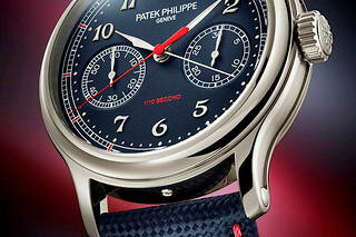  Avec ce chronographe Patek Philippe de 41 mm taillé dans le platine, il est question de très haute horlogerie. 