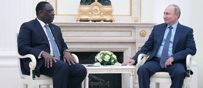 Le president du Senegal, president en exercice de l'Union africaine, Macky Sall est arrive jeudi en Russie ou il doit rencontrer Vladimir Poutine ( Image d'illustration).
