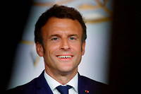 L&eacute;gislatives : Macron, le serpent du &laquo; Livre de la jungle &raquo;