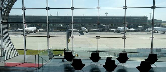 Des greves dans les aeroports et compagnies menacent le transport aerien cet ete