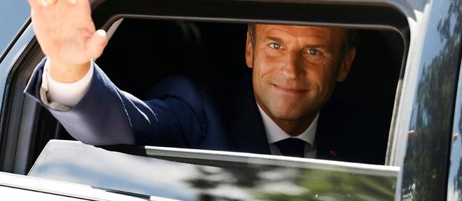 Legislatives: la gauche unie et le camp Macron au coude-a-coude