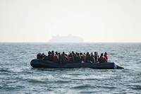 Migrants: les tentatives de travers&eacute;es de la Manche en forte hausse au premier semestre