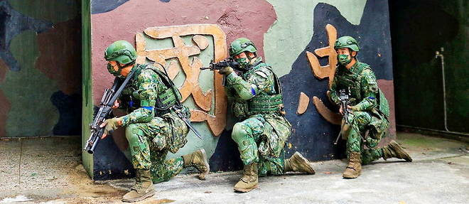 Soldats taiwanais en manoeuvres militaires annuelles (Han Kuang), en septembre 2021. 
