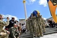 Ukraine: les Russes avancent dans l'Est, Kiev attend un feu vert de l'UE