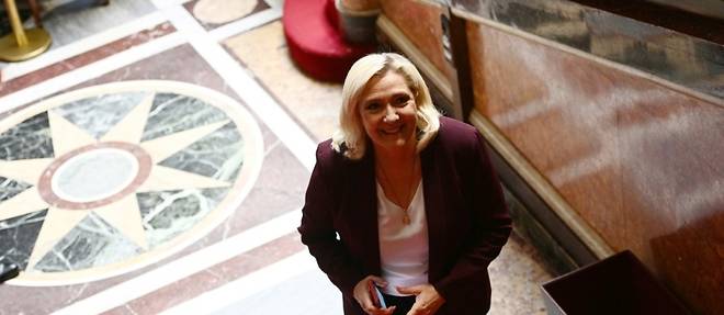 Marine Le Pen elue par acclamation presidente du groupe RN a l'Assemblee