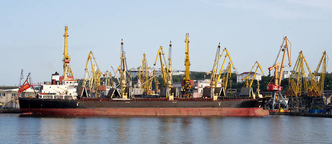 Le blocus du port d'Odessa modifiera-t-il a terme la position des pays emergents vis-a-vis de la guerre en Ukraine ?
