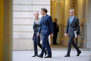 Emmanuel Macron et Elisabeth Borne le 23 mai 2022.
