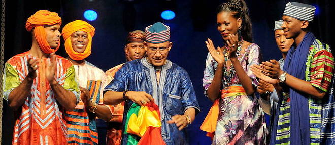 Pour Alphadi, << il est temps que les createurs africains soient respectes >>. On le voit ici a la Fashion Week de Dakar en juin 2012. 
