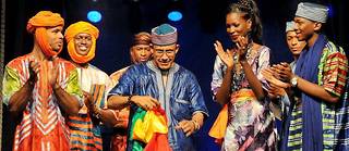 Pour Alphadi, « il est temps que les créateurs africains soient respectés ». On le voit ici à la Fashion Week de Dakar en juin 2012. 

