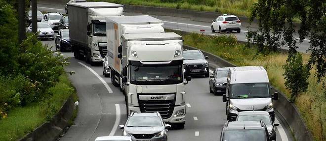 La première autoroute en flux libre, sans barrières de péage, ouvre ce vendredi dans l'Allier, d'abord sur 30 kilomètres, à l'initiative de l'entreprise concessionnaire Aliae. (image d'illustration)
