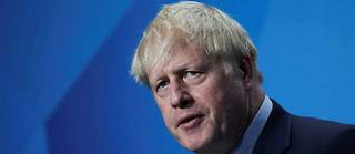Un membre du gouvernement du Premier ministre britannique Boris Johnson, chargé de la discipline parlementaire des députés conservateurs, a démissionné après des accusations d'attouchements sur deux hommes.
