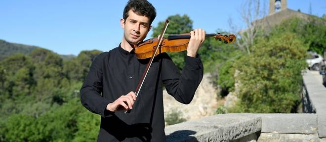 France: le "merci" musical d'un violoniste syrien a son village d'accueil provencal