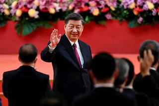 Le président Xi Jinping est venu à Hongkong à l'occasion des 25 ans de la rétrocession par les Britanniques.
