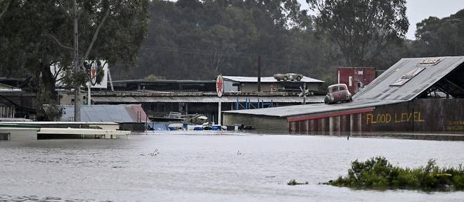 Sydney: des milliers d'habitants appeles a evacuer face aux inondations