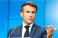 Emmanuel Macron s'est fixé comme objectif de revenir sous 3 % de déficit en 2027, à la fin de son mandat. Une cible qui risque de ne pas être atteinte. 
