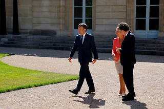 Emmanuel Macron, Élisabeth Borne et Christophe Béchu.
