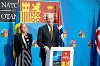 Magdalena Andersson (Première ministre de la Suède) et Jonas Gahr Store (Premier ministre de la Norvège), au sommet de l'Otan à Madrid le 29 juin 2022. 
