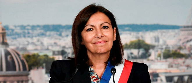 La maire de Paris, Anne Hidalgo, est fortement contestee par Rachida Dati au Conseil de Paris.
