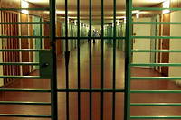 Prisons&nbsp;: un rapport d&eacute;nonce un acc&egrave;s tr&egrave;s compliqu&eacute; aux soins
